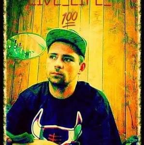 Meet your Posher, Derek